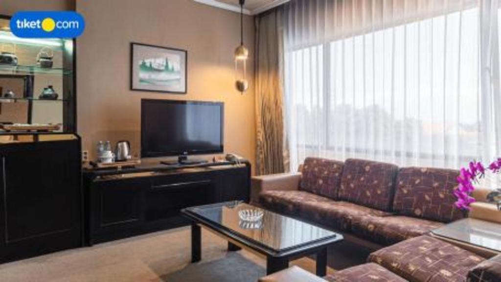 Regent'S Park Hotel Маланг Екстер'єр фото